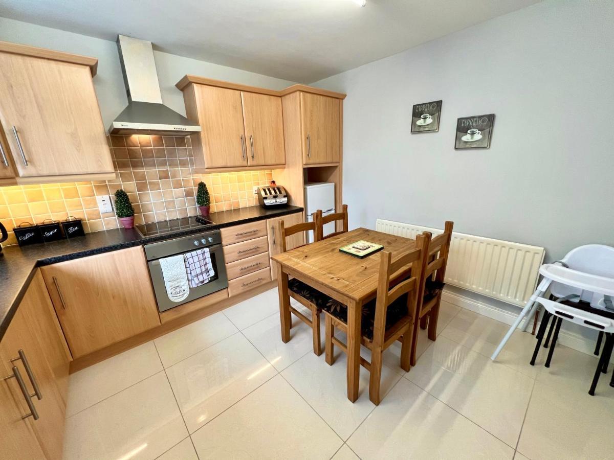 Number 14 Self Catering, Portrush, Northern Ireland エクステリア 写真